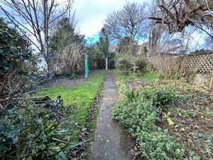 Photo 21- click for photo gallery